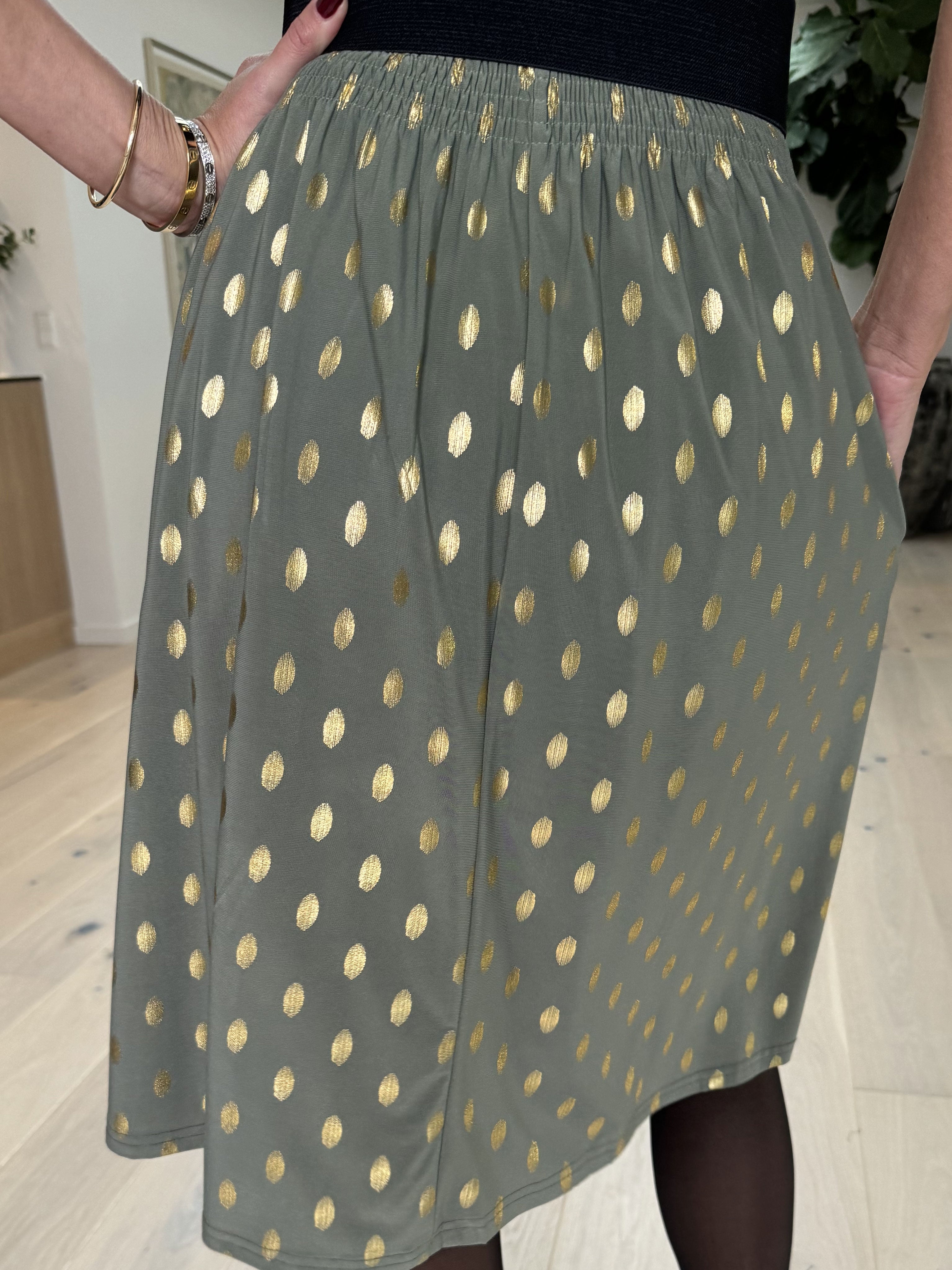Pams Gold Dot Skirt - Nederdel i krølfrit stof med lommer